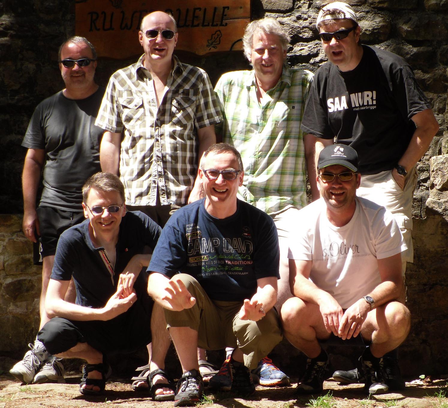 1.Seniorenmannschaft Saison 2014/15 (hier beim Wanderausflug an die Ruwerquelle, ohne Eric, Thorsten und Horst) 1.Seniorenmannschaft Saison 2014/15 (hier beim Wanderausflug an die Ruwerquelle, ohne Eric, Thorsten und Horst)